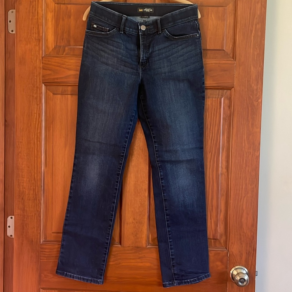 Lee, regular for, straight leg, mid rise, flex motion, size medium/10
